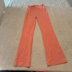 Lululemon Groove Pant Flare super high rise Nulu Briar Rose Size 8